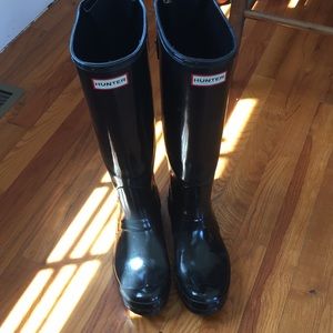Hunter rain boots size 8